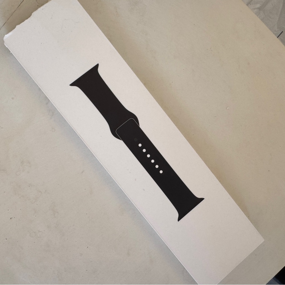 NWT - Apple Watch BLACK Sport band - VH1 MTV MOON MAN -  LIMITED EDITION - Picture 8 of 9